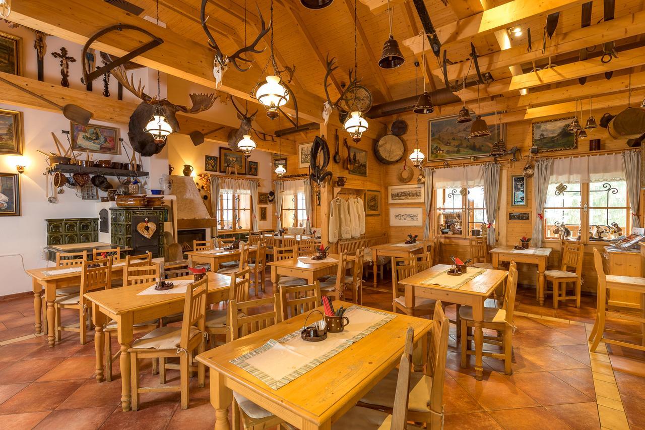 Valasske Chalupy Kycerka Hotel Velké Karlovice Esterno foto