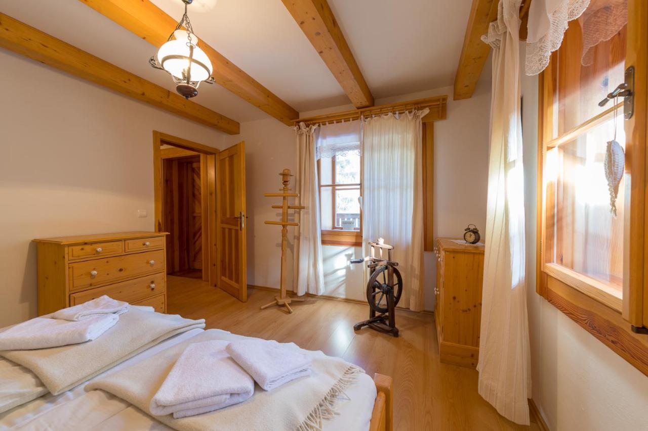 Valasske Chalupy Kycerka Hotel Velké Karlovice Esterno foto