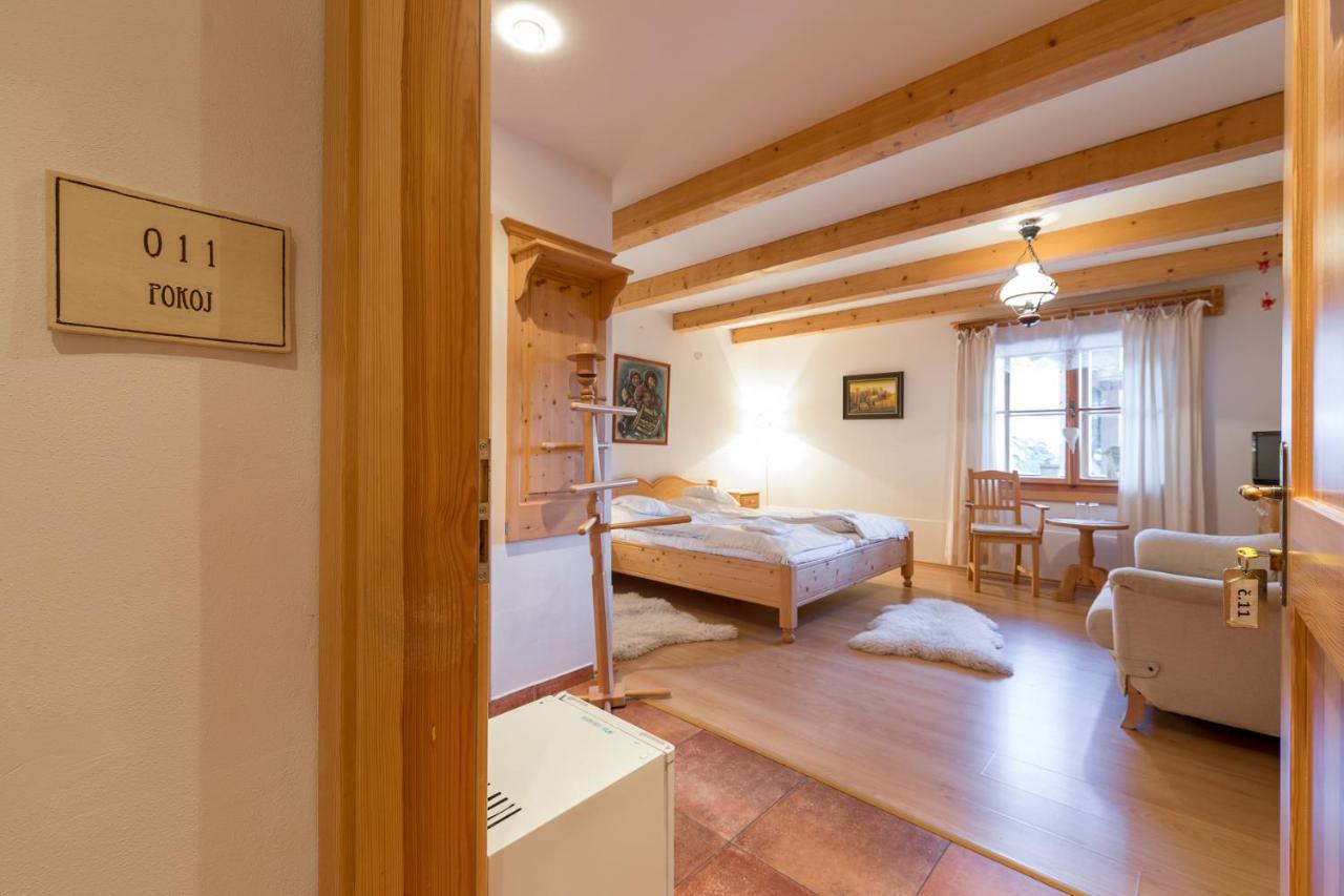 Valasske Chalupy Kycerka Hotel Velké Karlovice Esterno foto