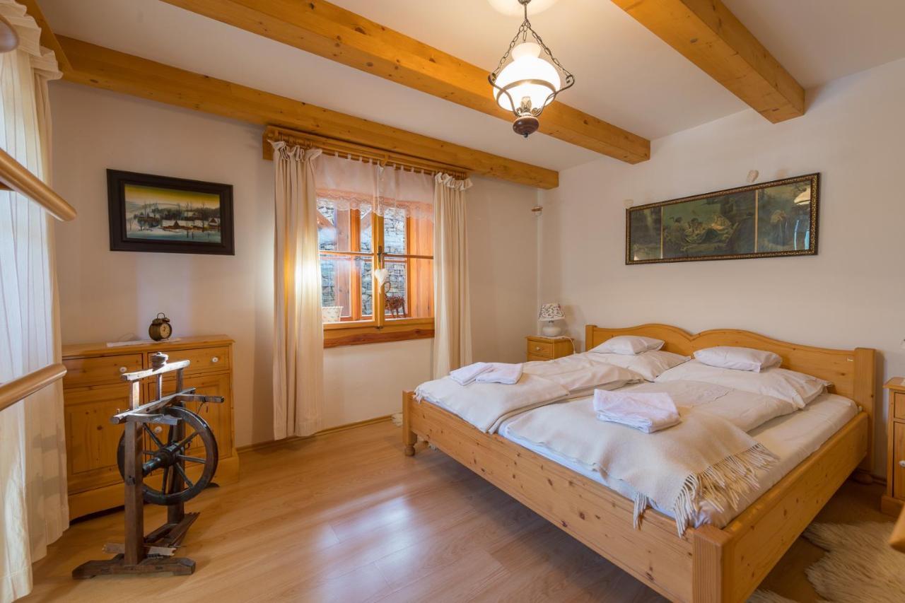 Valasske Chalupy Kycerka Hotel Velké Karlovice Esterno foto